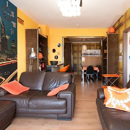 Apartment In With Sea Views
